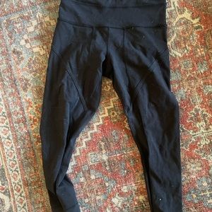 Lululemon cropped leggings